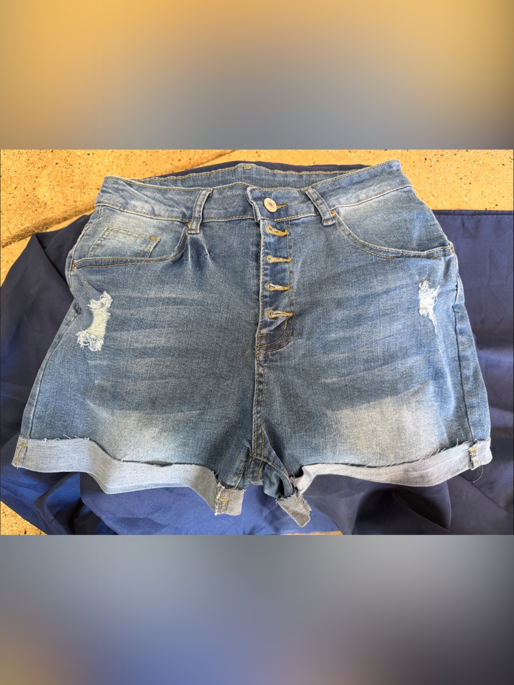 Women’s Jeans brand Denim Shorts in packaging with Distressed Detail Sz Large
